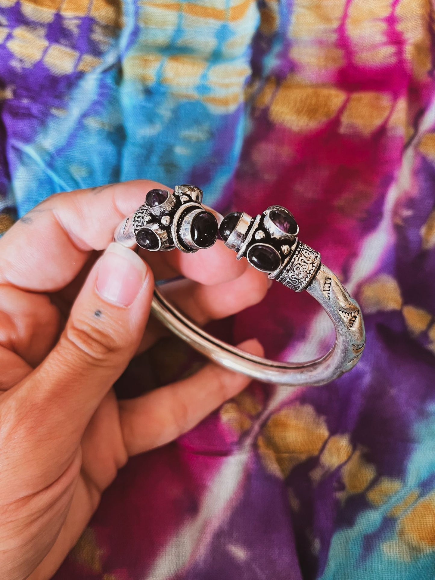 Pulsera de acero y minerales