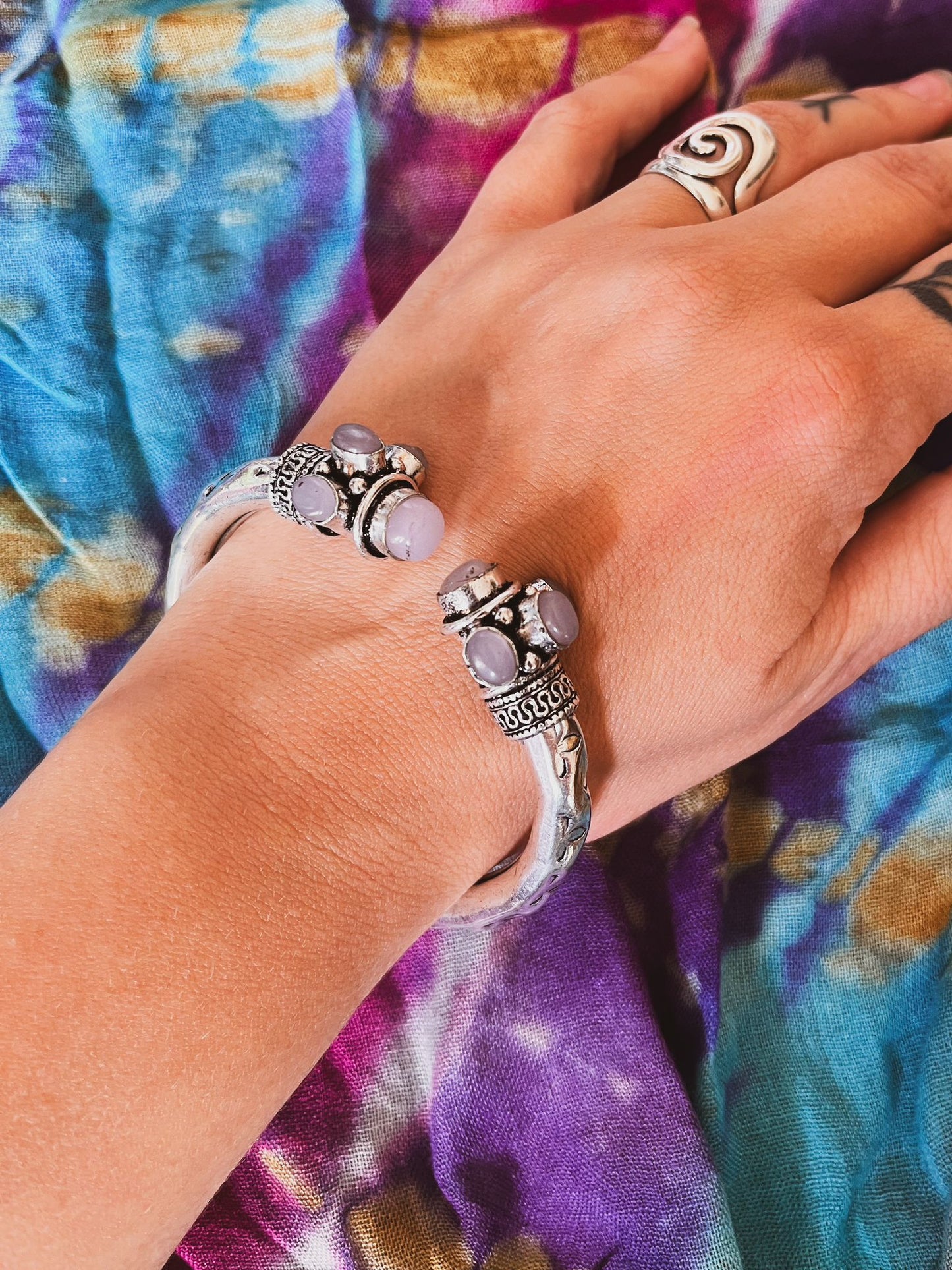 Pulsera de acero y minerales