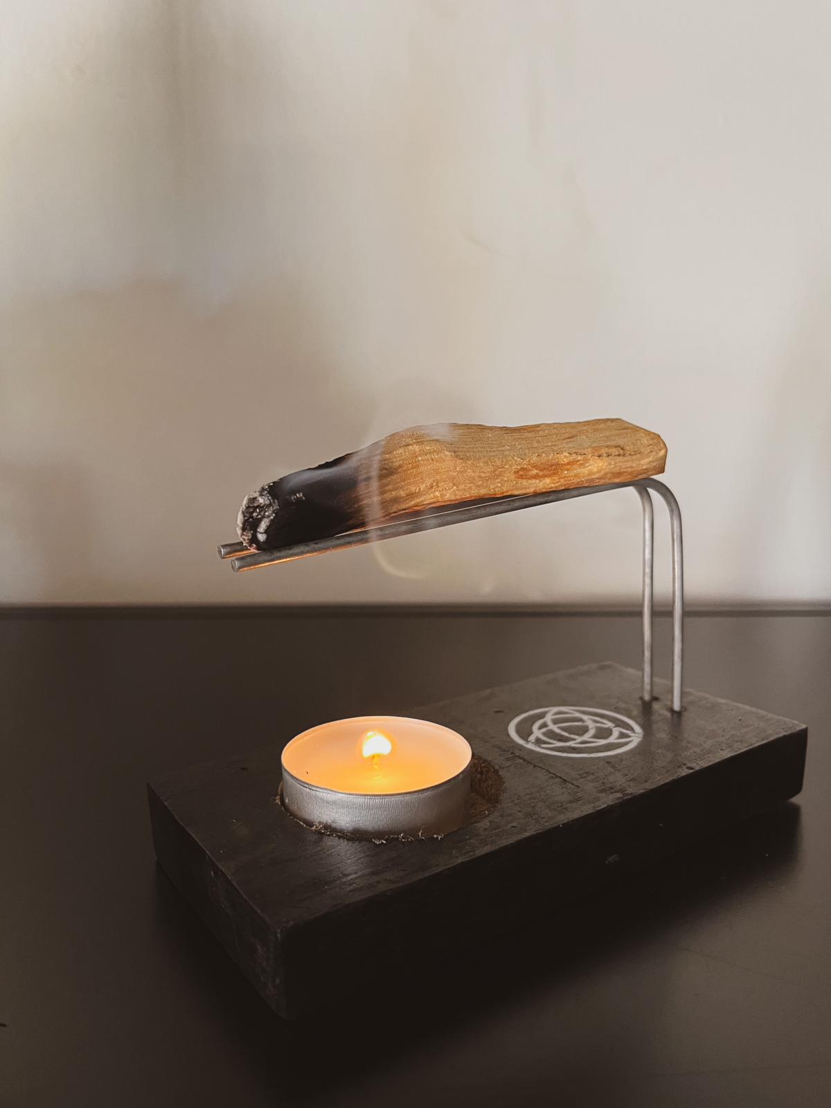 Quemador de palo santo/sahumerio