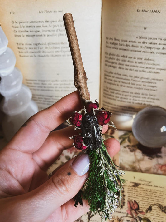 Escoba con turmalina