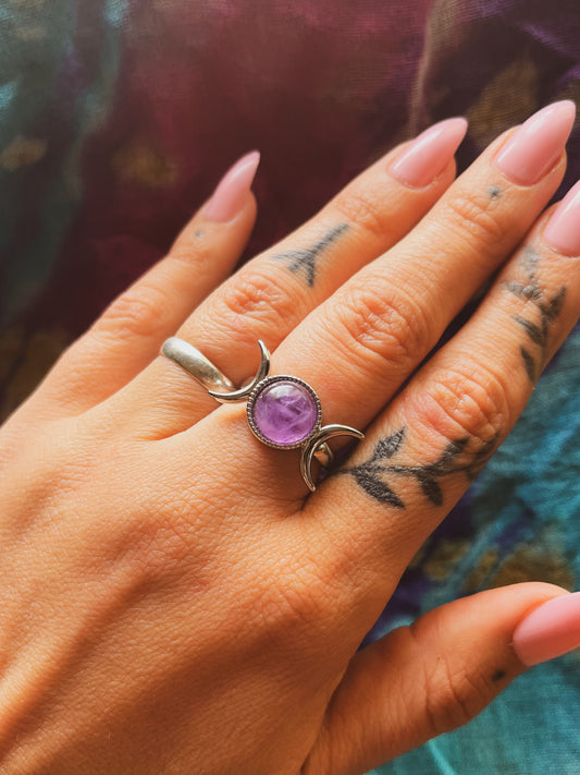 Anillo triple diosa amatista (ajustable)