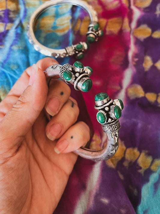 Pulsera de acero y minerales