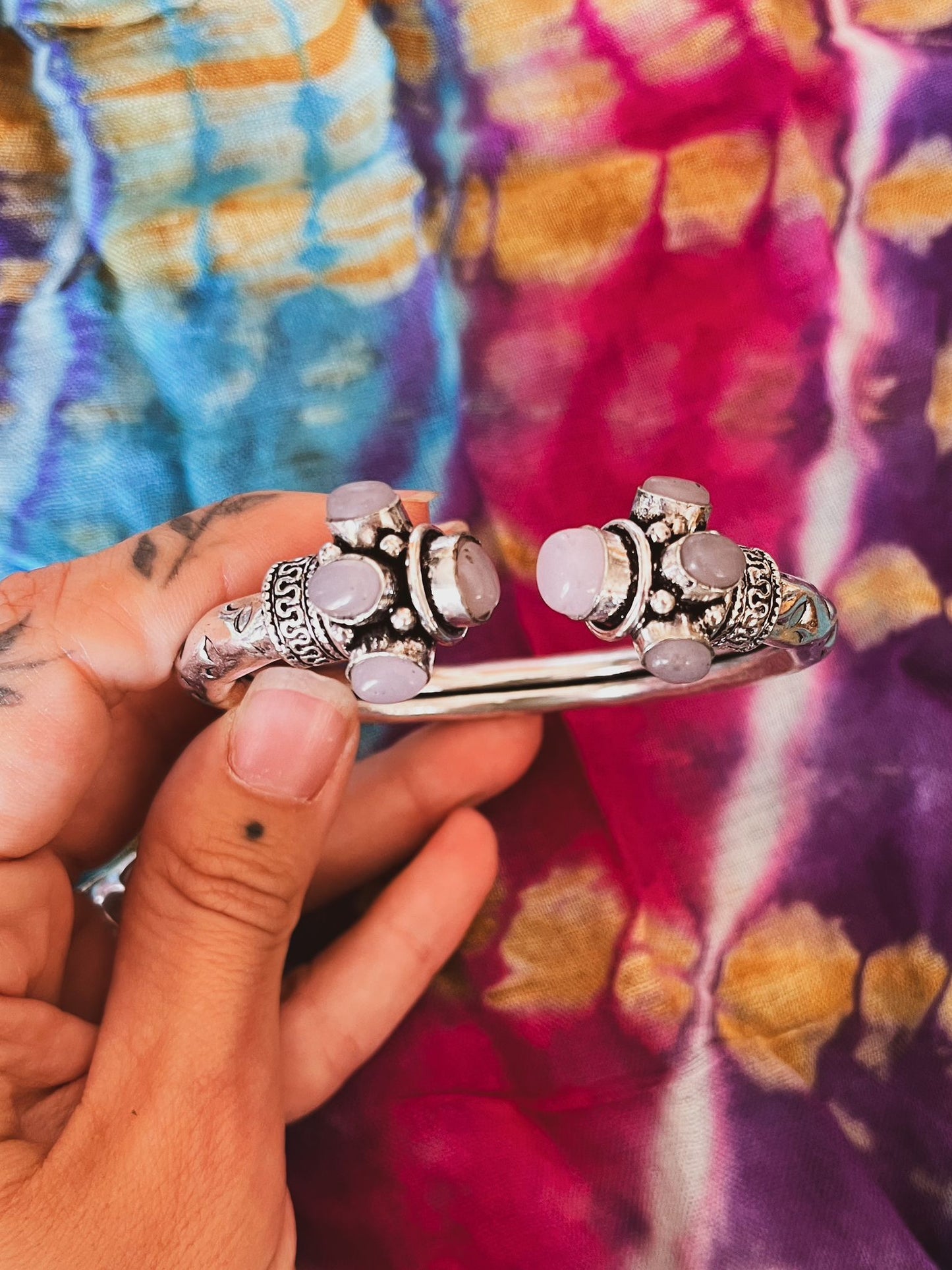 Pulsera de acero y minerales