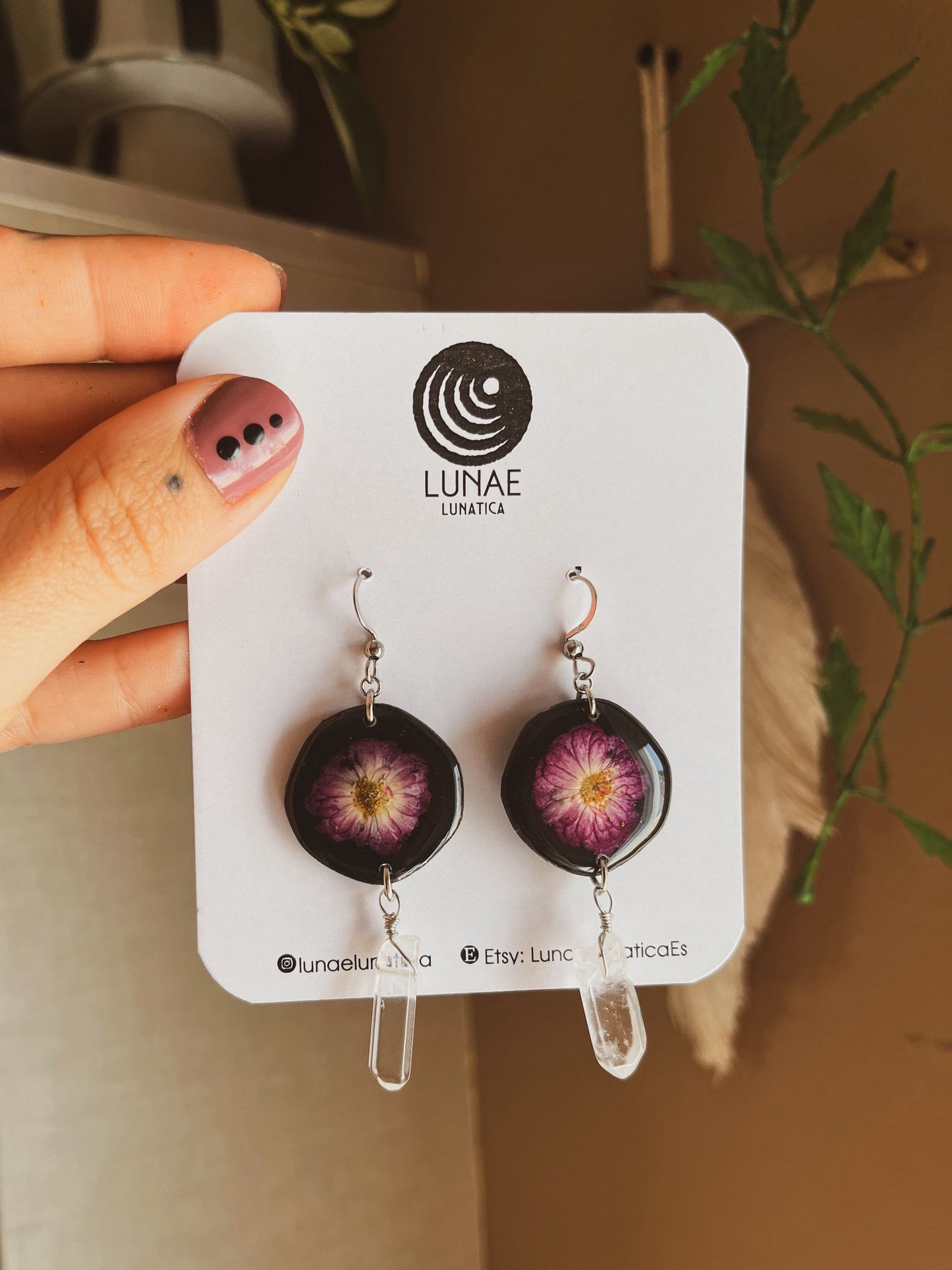 Flor prensada con cuarzo blanco (pequeños)